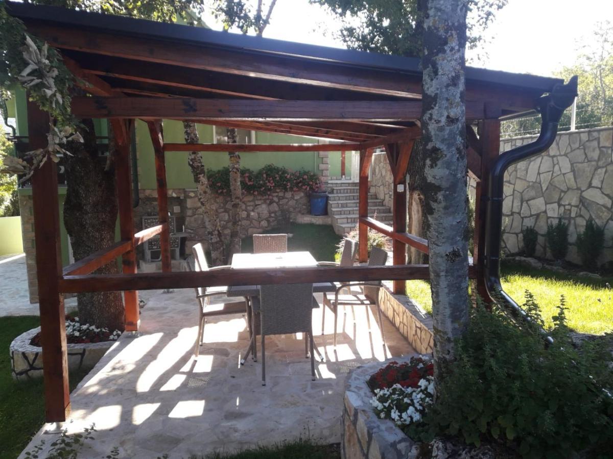 House Source Vrilo
